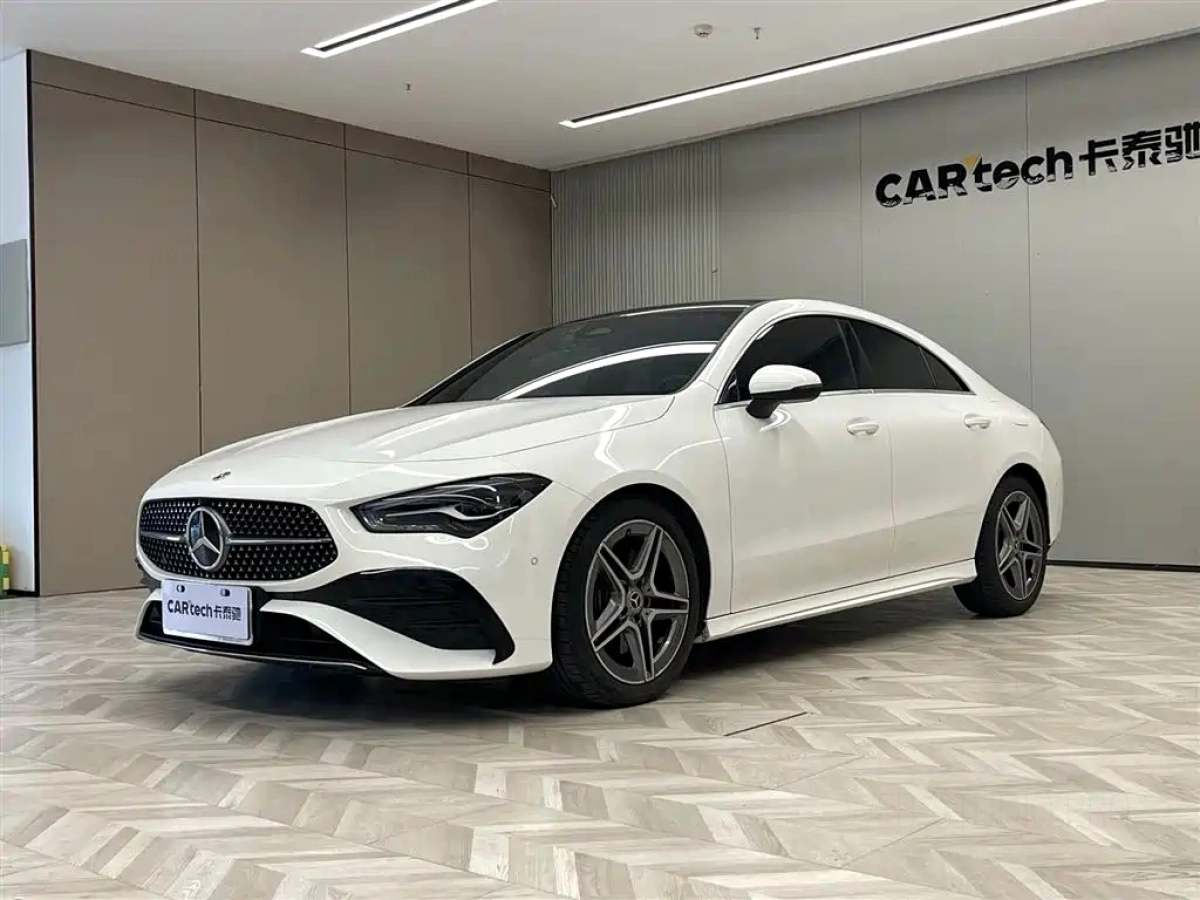 MERCEDES BENZ CLA  2025
