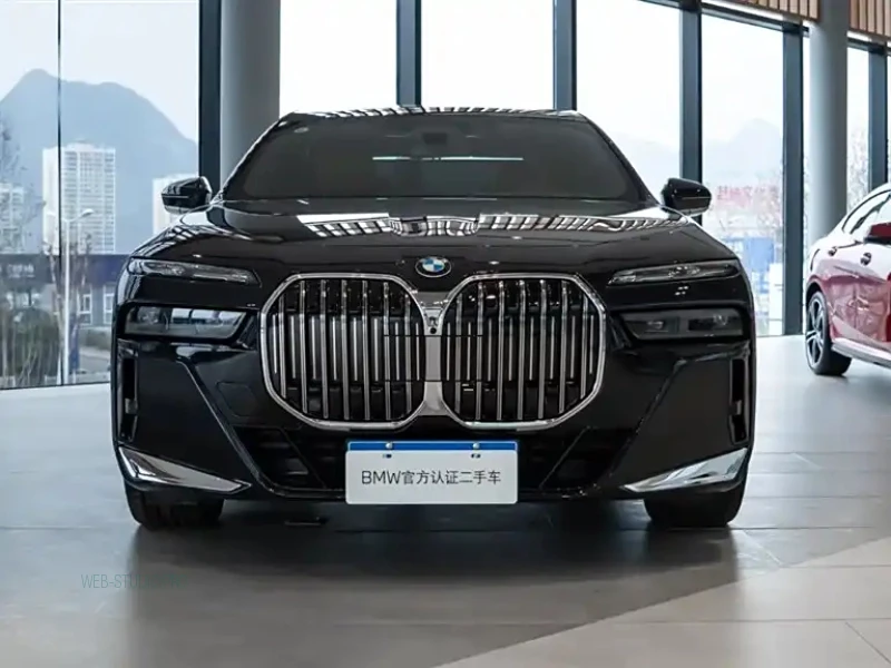 BMW 7-SERIES