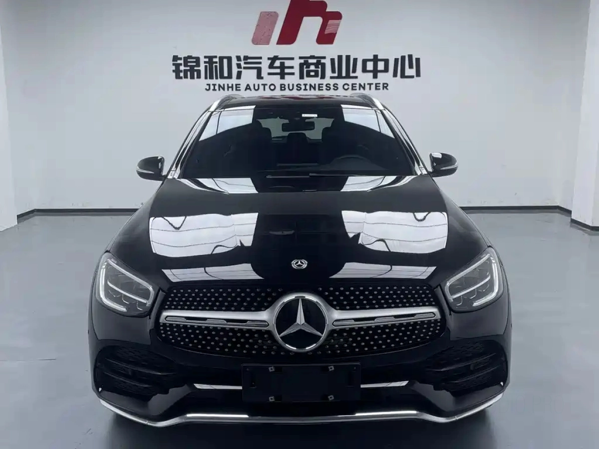 MERCEDES BENZ GLC