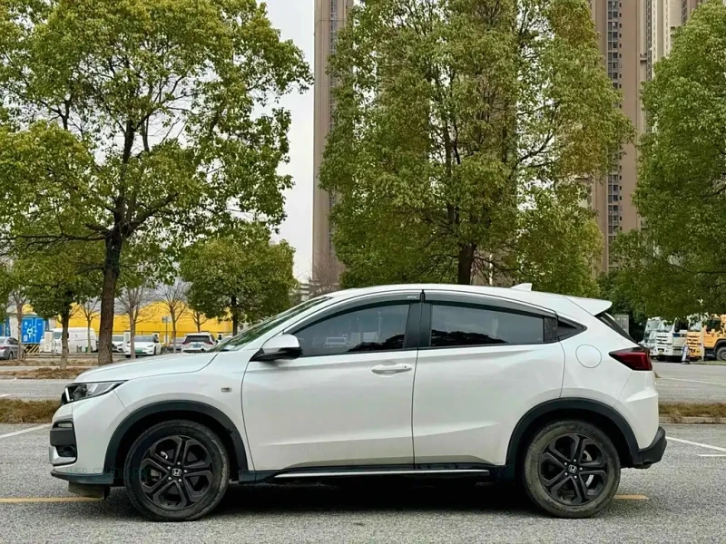 HONDA XR-V
