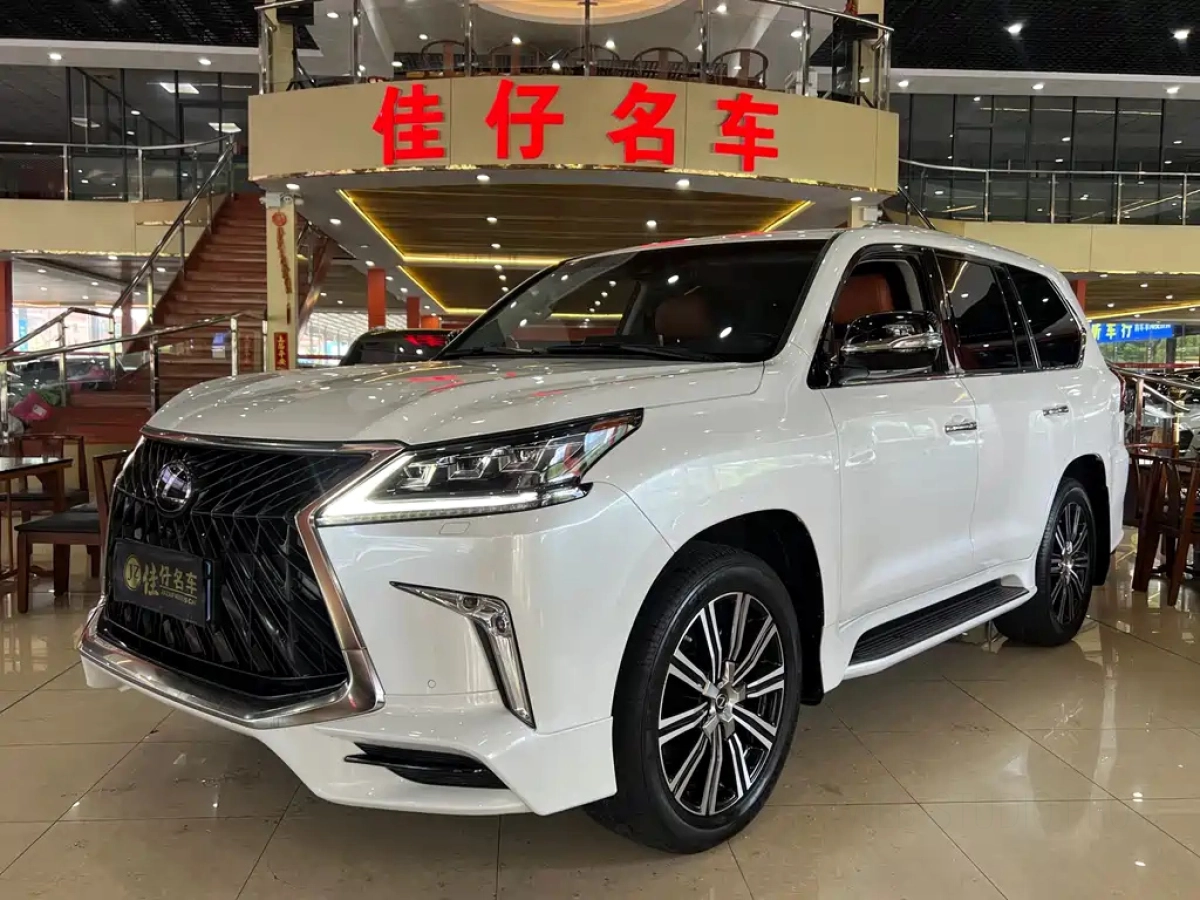 LEXUS LX