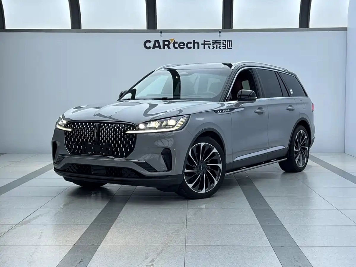 LINCOLN AVIATOR  2024