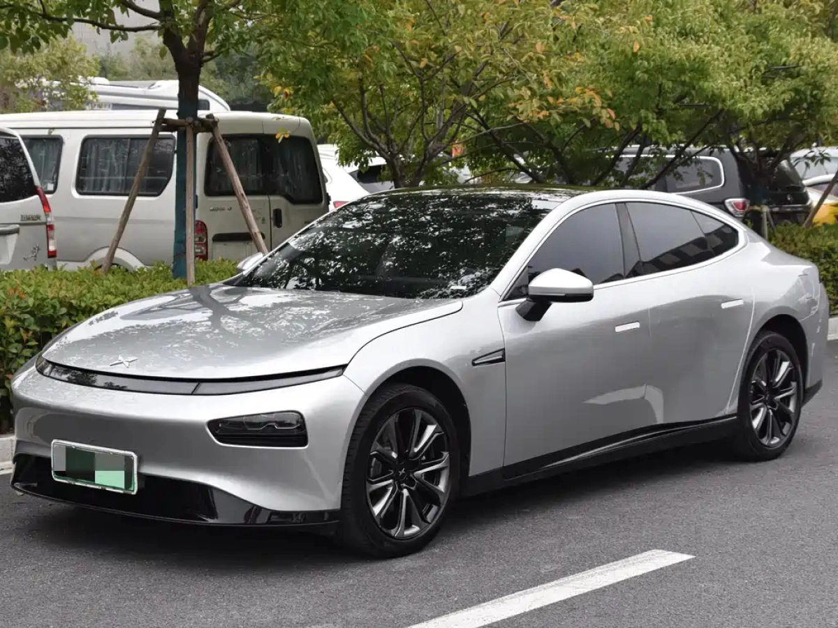 XPENG MOTORS P7  2022