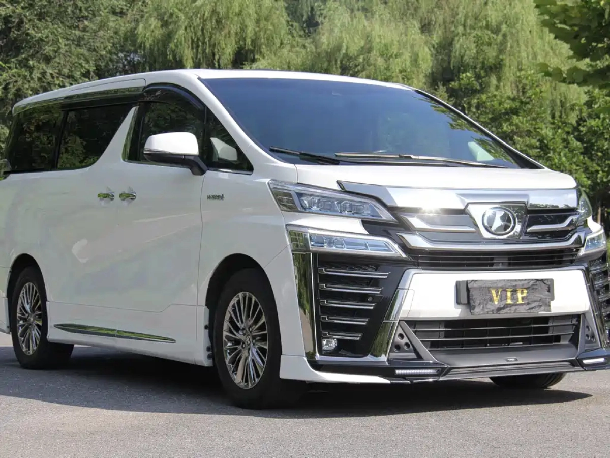 TOYOTA VELLFIRE