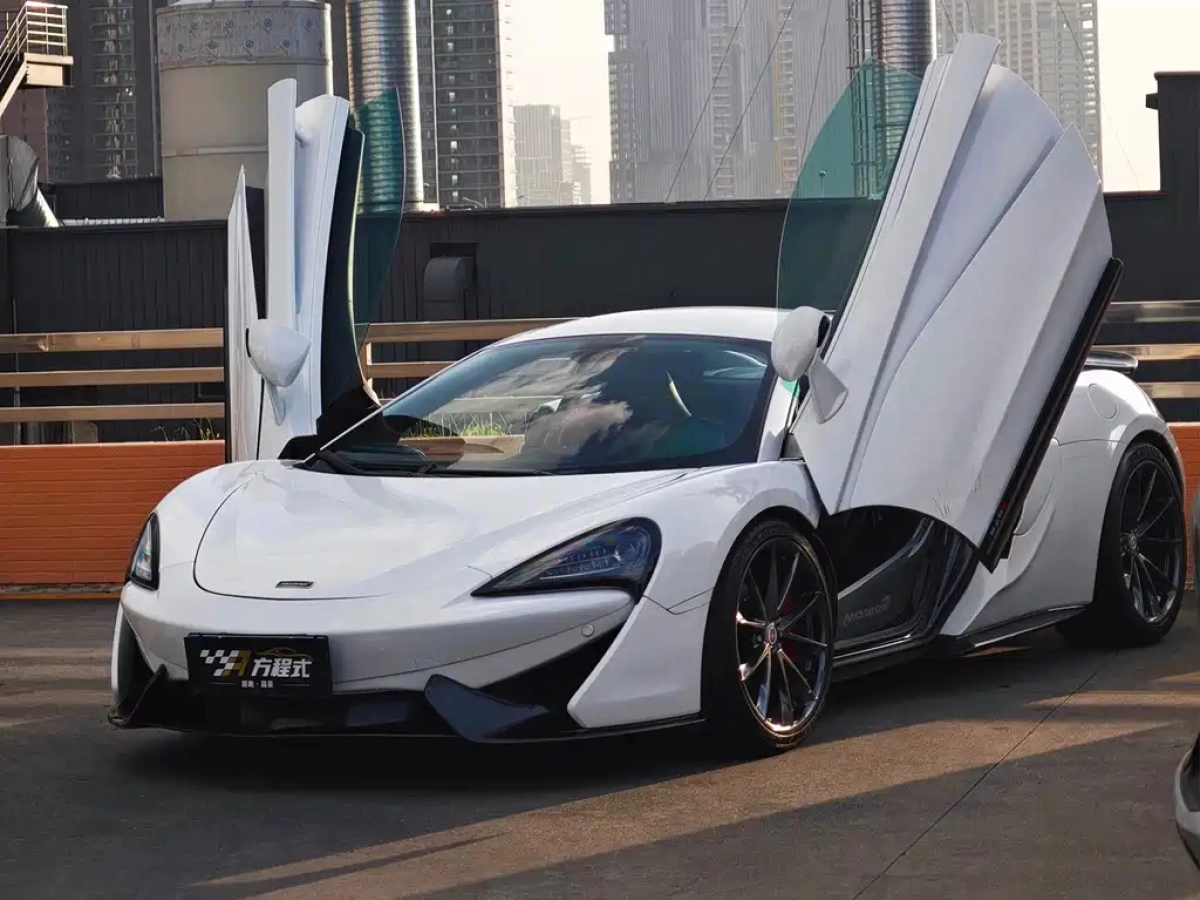 MCLAREN 570  2019