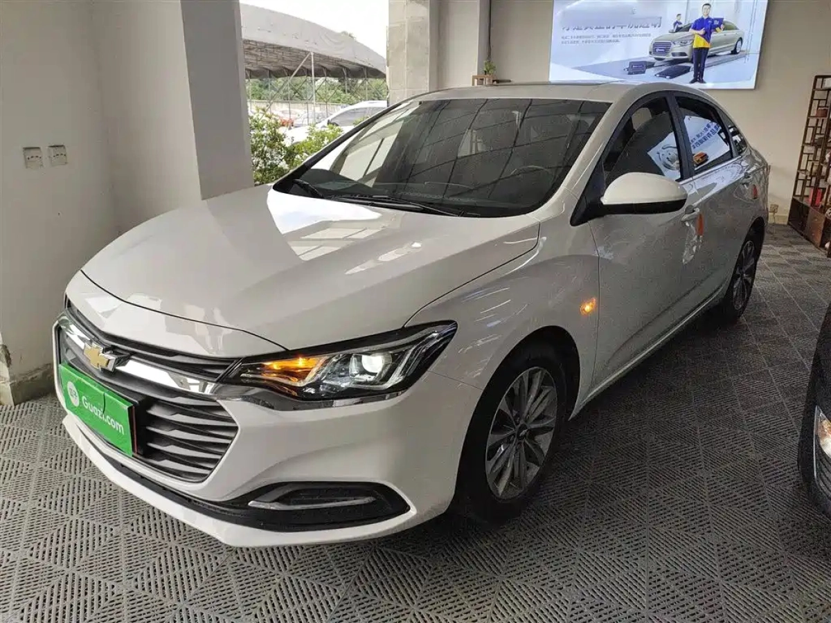CHEVROLET CRUZE