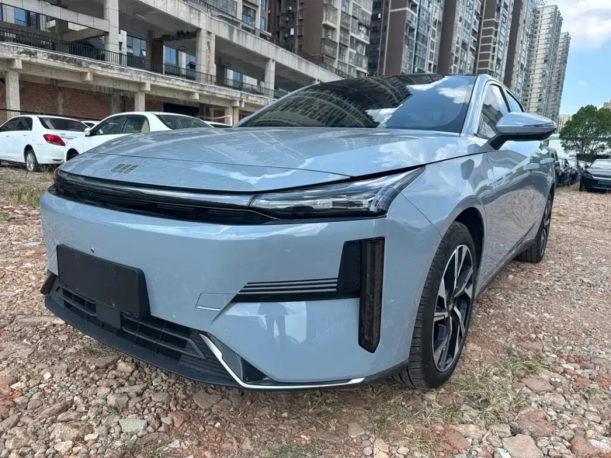 GEELY GALAXY GALAXY L6  2023