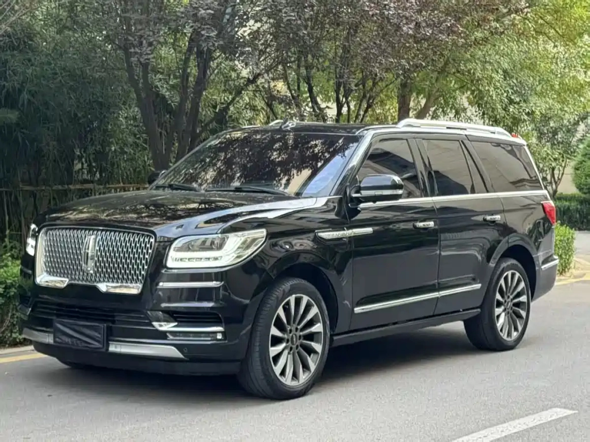 LINCOLN NAVIGATOR