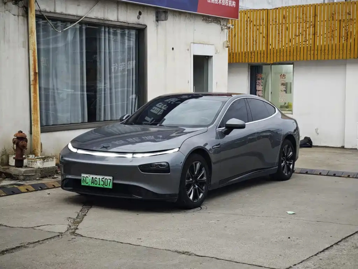 XPENG MOTORS P7