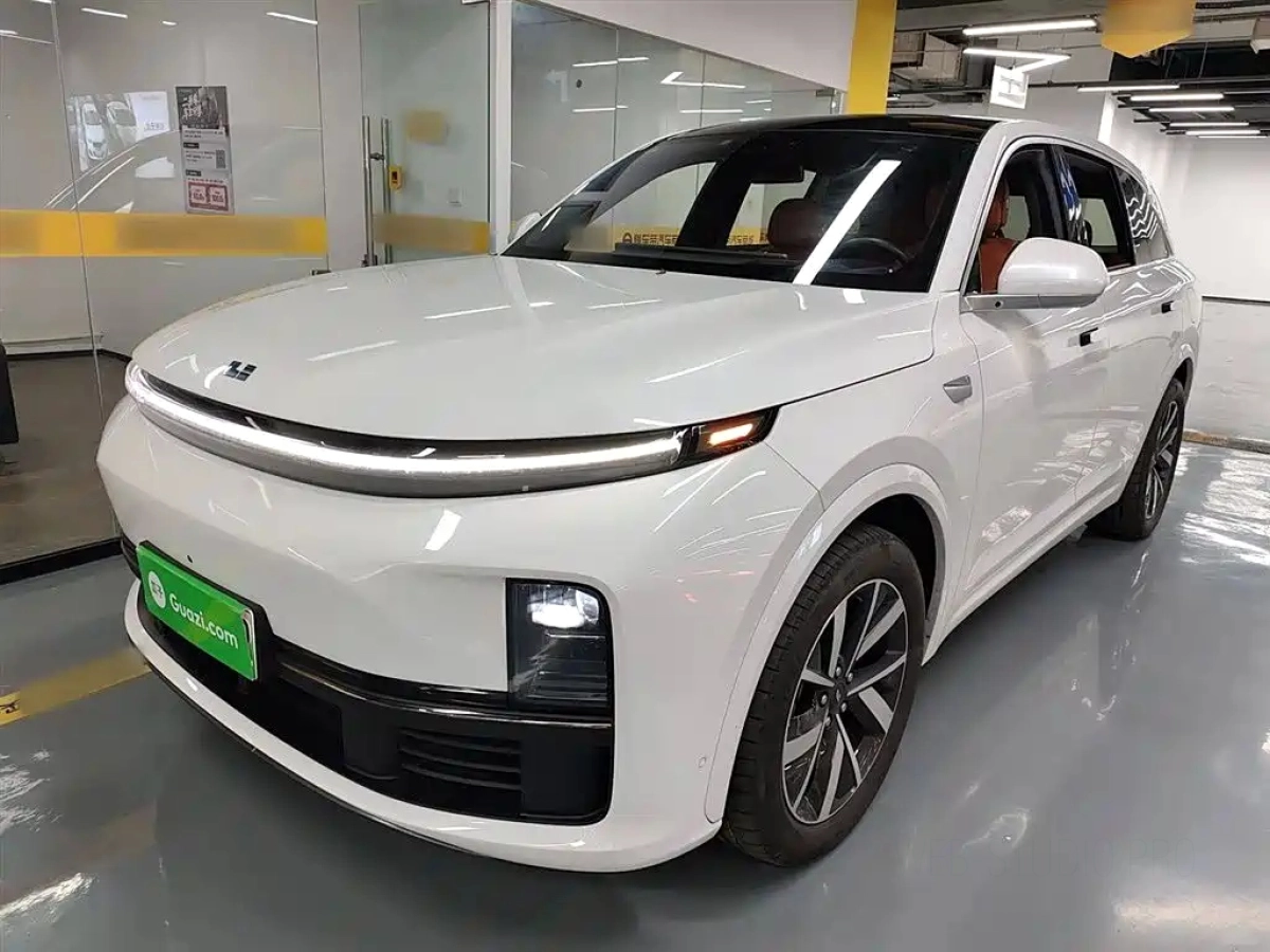 LI AUTO L8