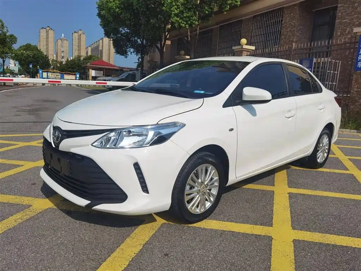 TOYOTA VIOS