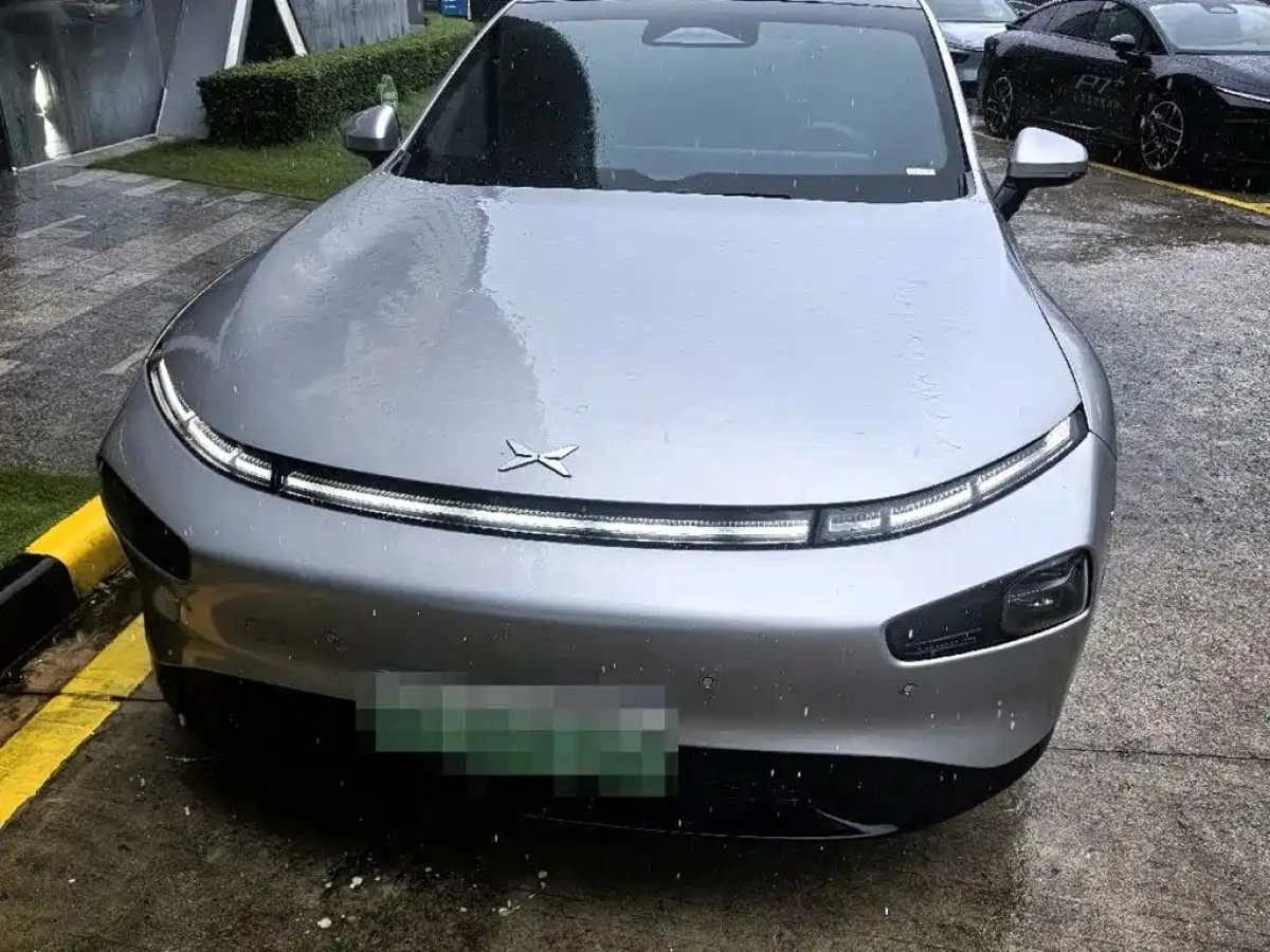 XPENG MOTORS P7