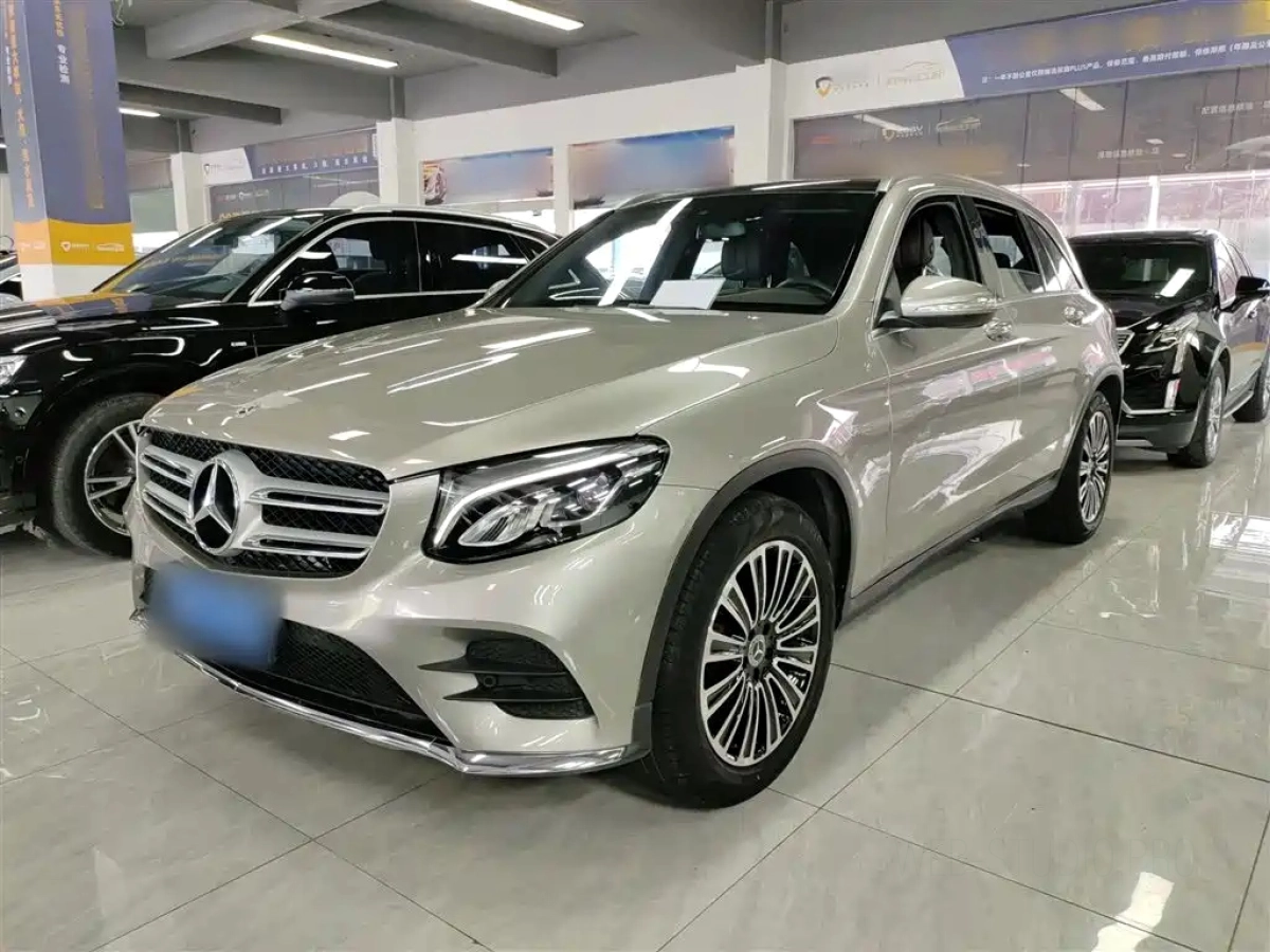 MERCEDES BENZ GLC