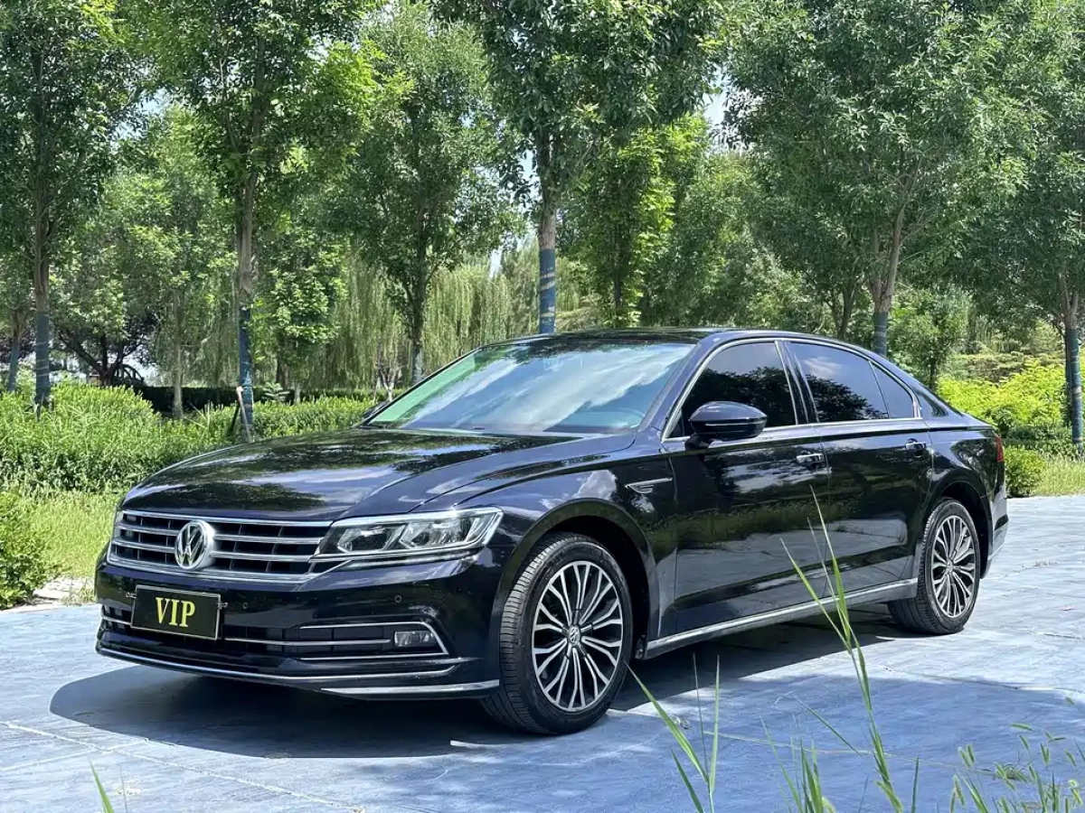 VOLKSWAGEN PHIDEON