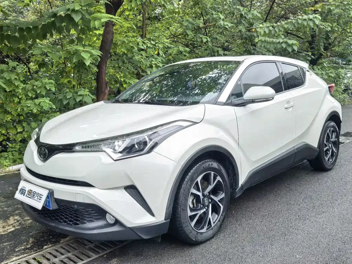 TOYOTA C-HR  2021