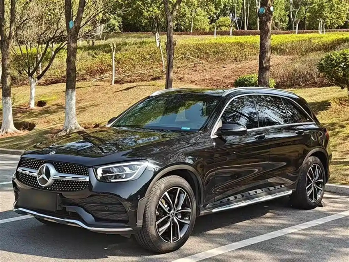 MERCEDES BENZ GLC