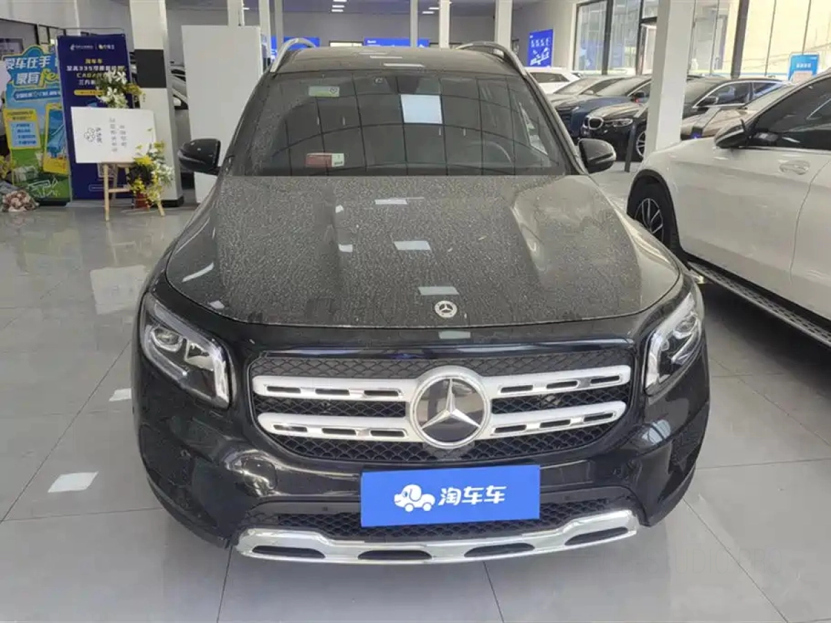 MERCEDES BENZ GLB