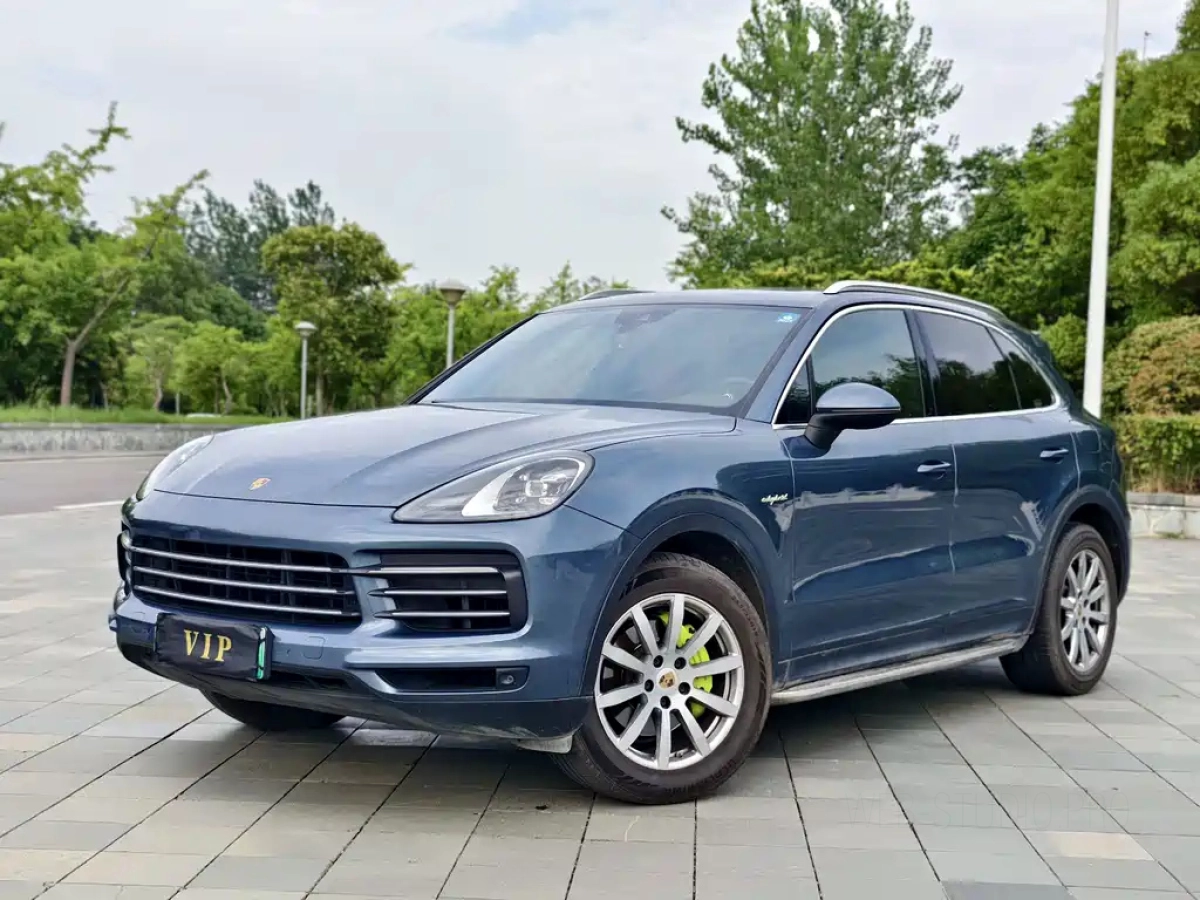 PORSCHE CAYENNE NEW ENERGY  2019