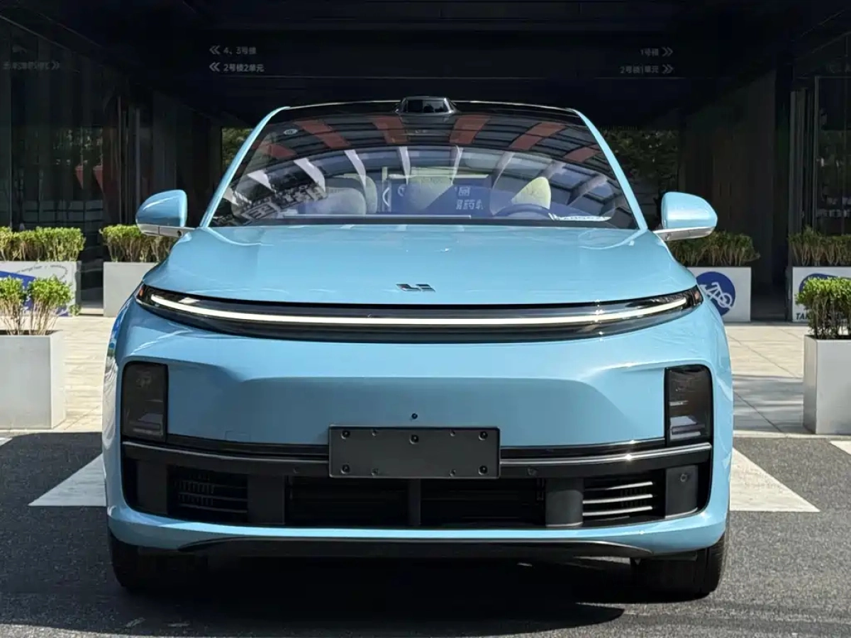 LI AUTO L7