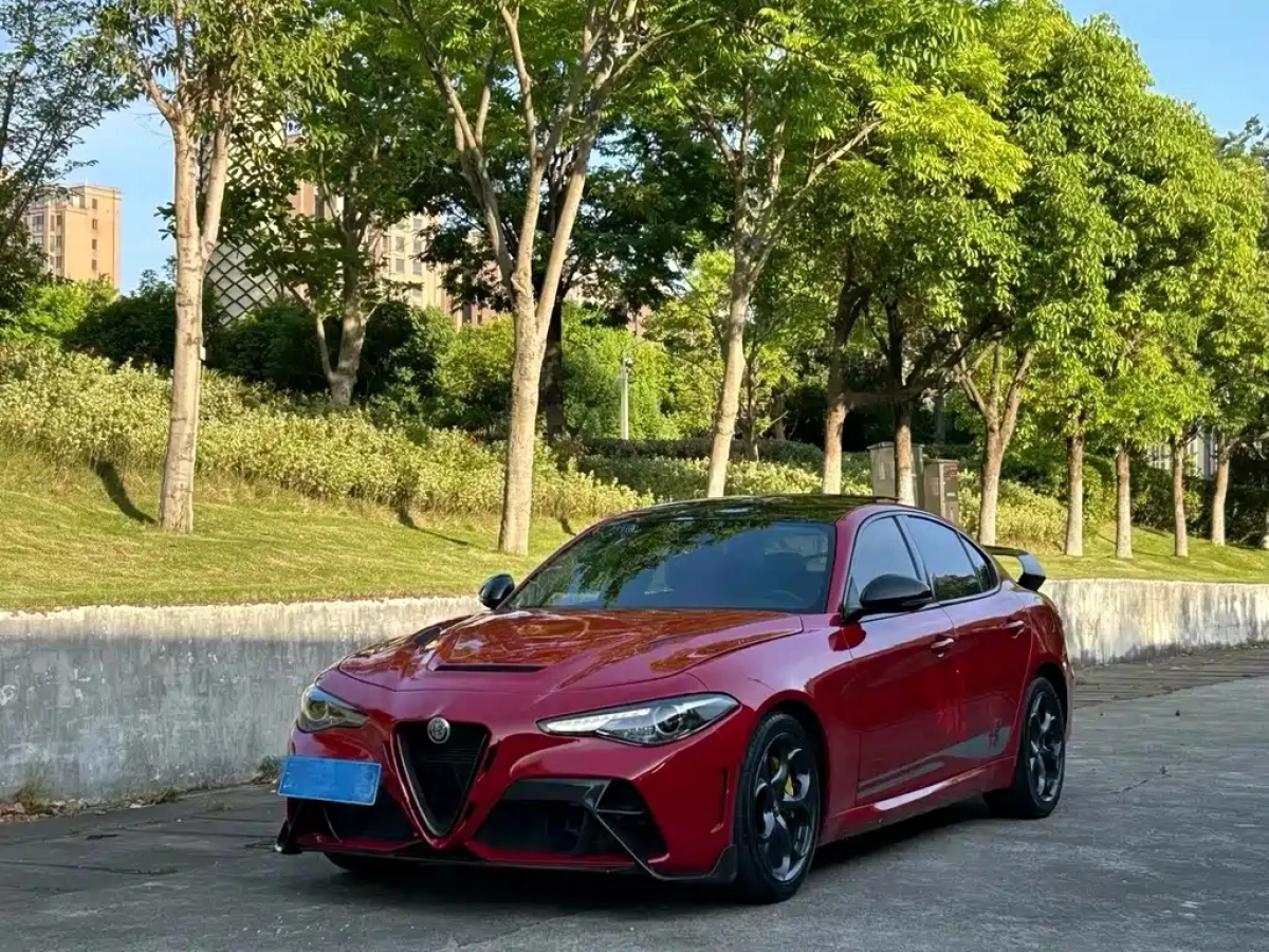 ALFAROMEO GIULIA
