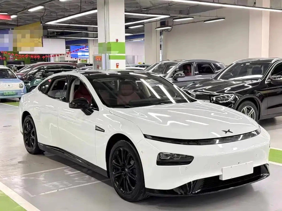 XPENG MOTORS P7