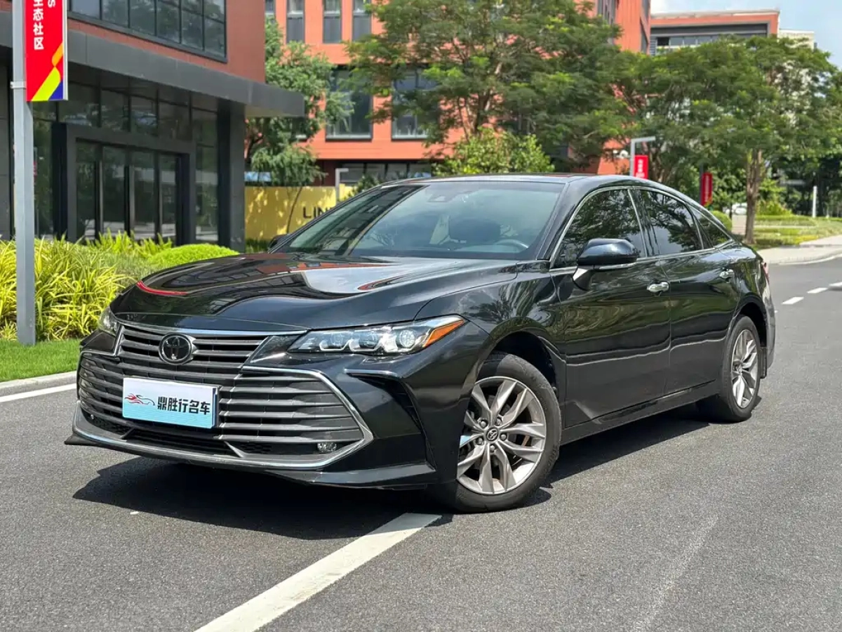 TOYOTA AVALON  2021