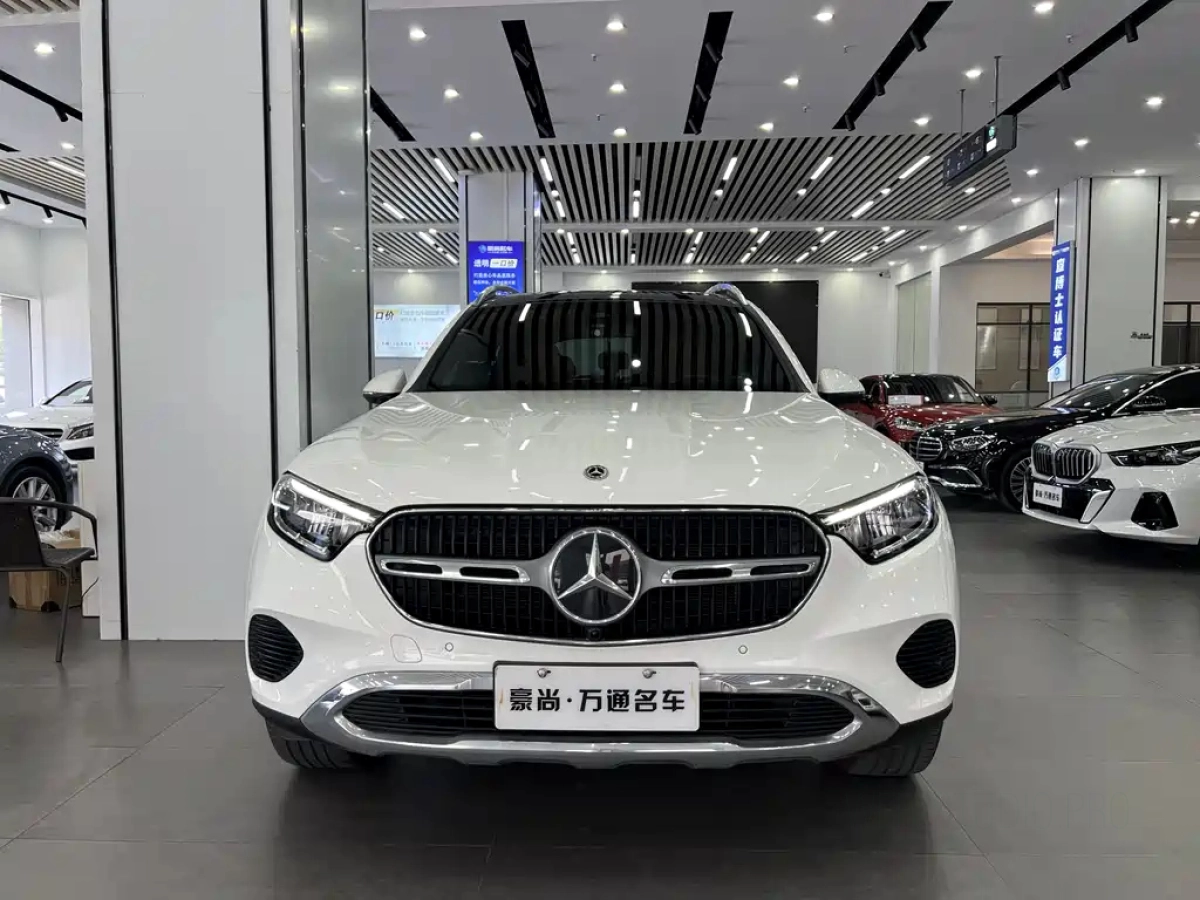 MERCEDES BENZ GLC