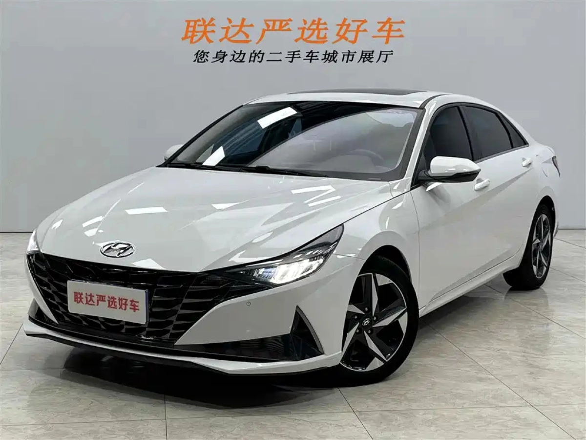 HYUNDAI ELANTRA  2023