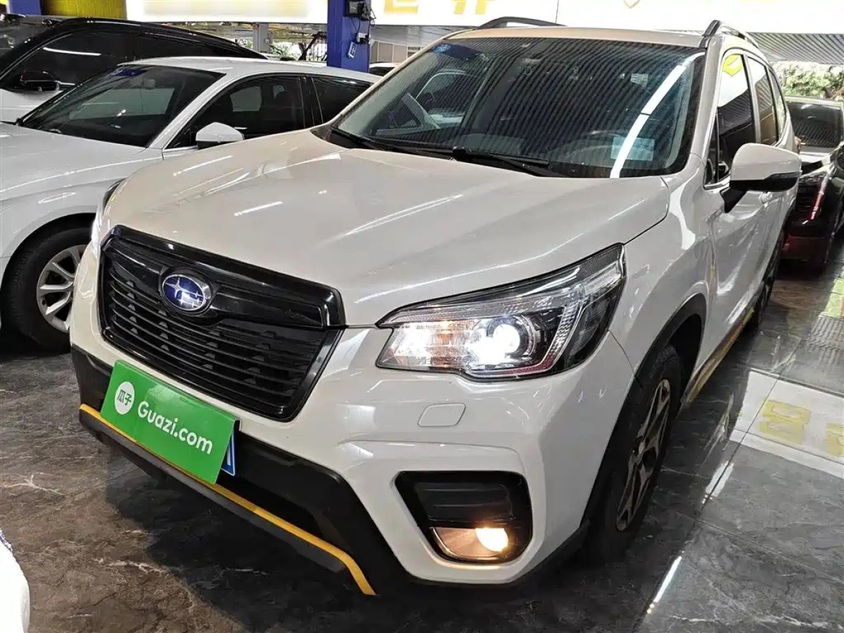 SUBARU FORESTER  2019