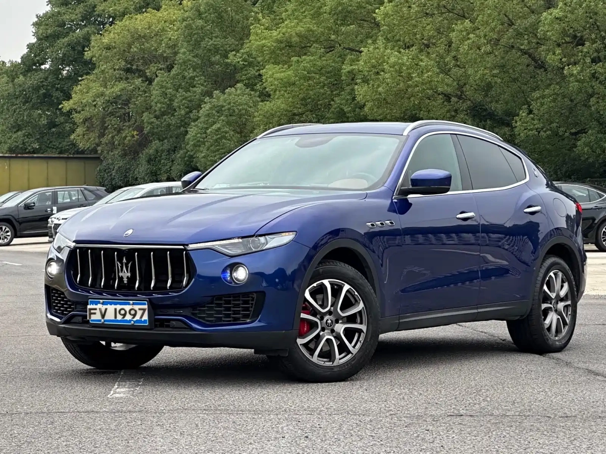 MASERATI LEVANTE  2021