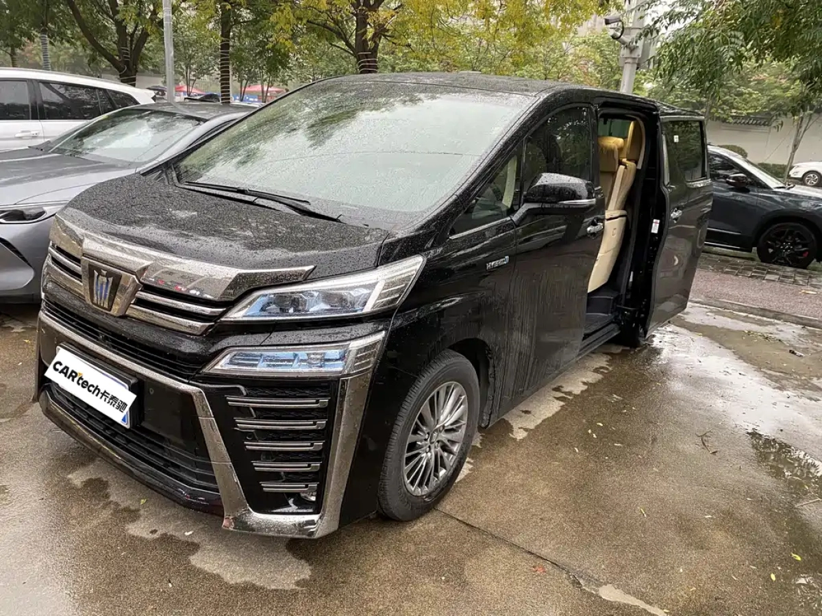 TOYOTA VELLFIRE  2021