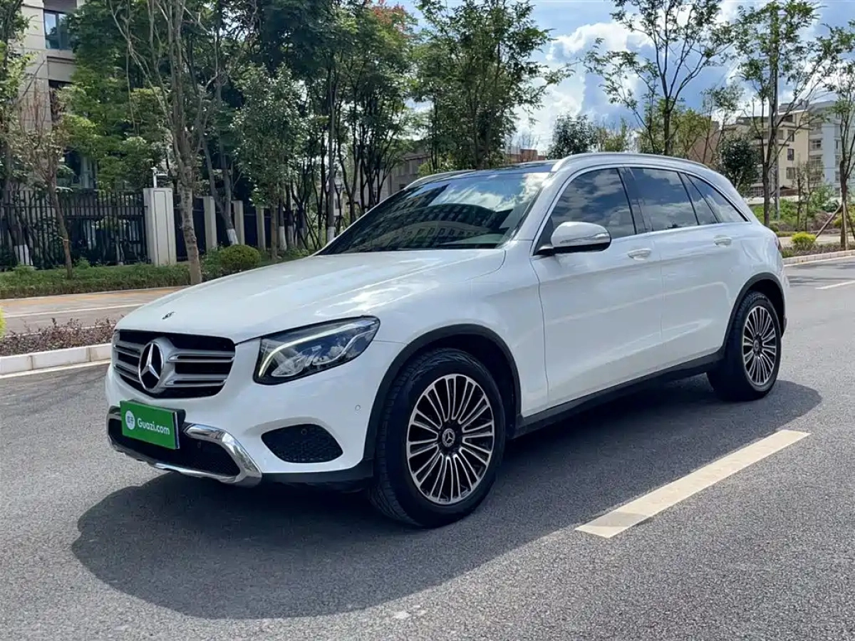 MERCEDES BENZ GLC