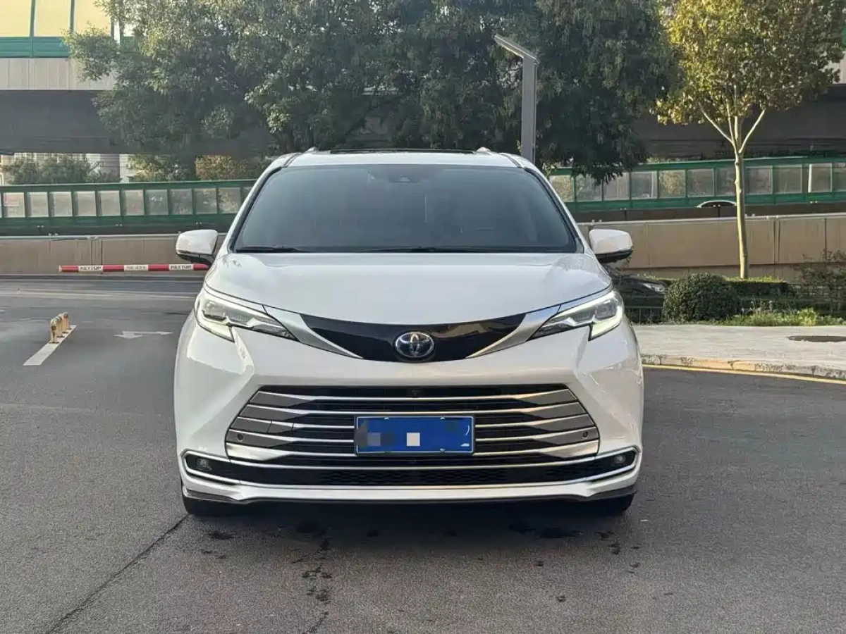 TOYOTA SIENNA SIENNA