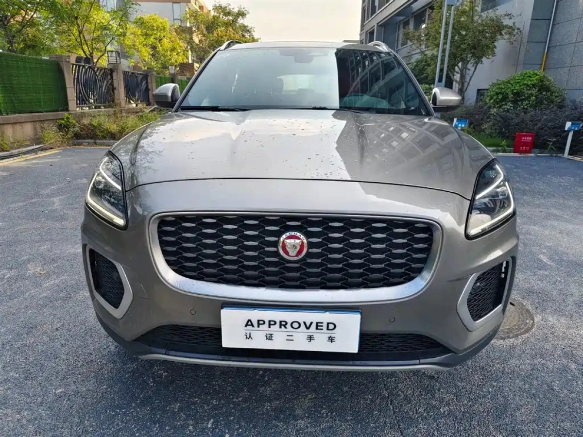 JAGUAR E-PACE