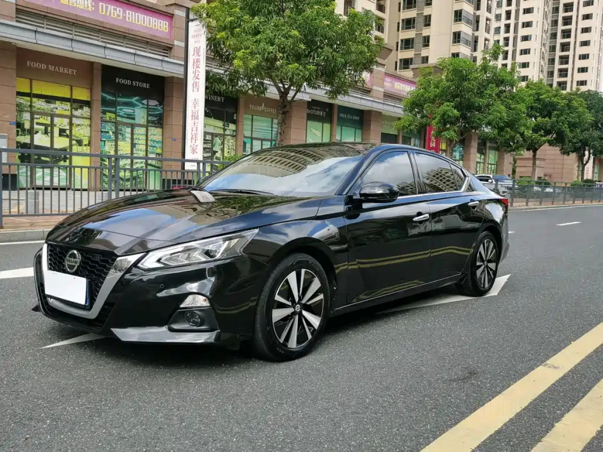NISSAN TEANA