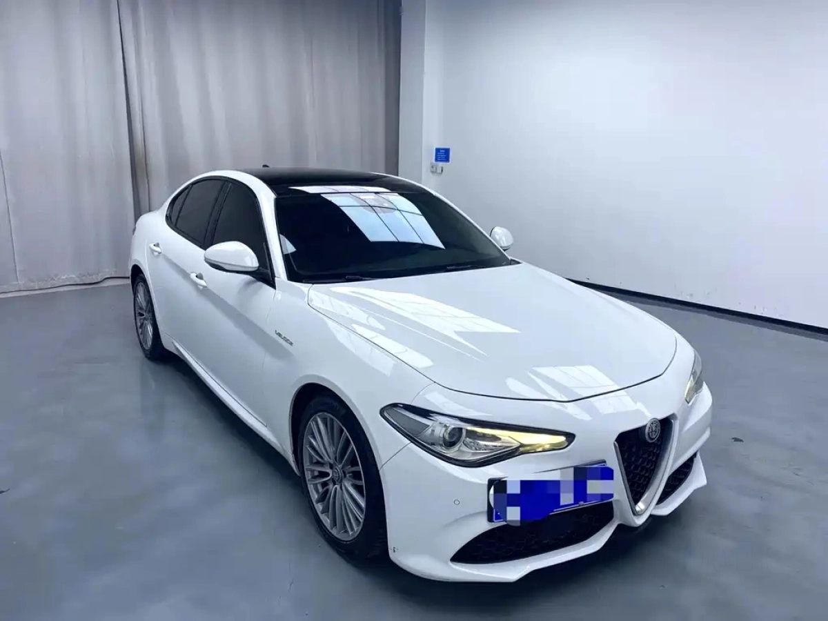 ALFAROMEO GIULIA