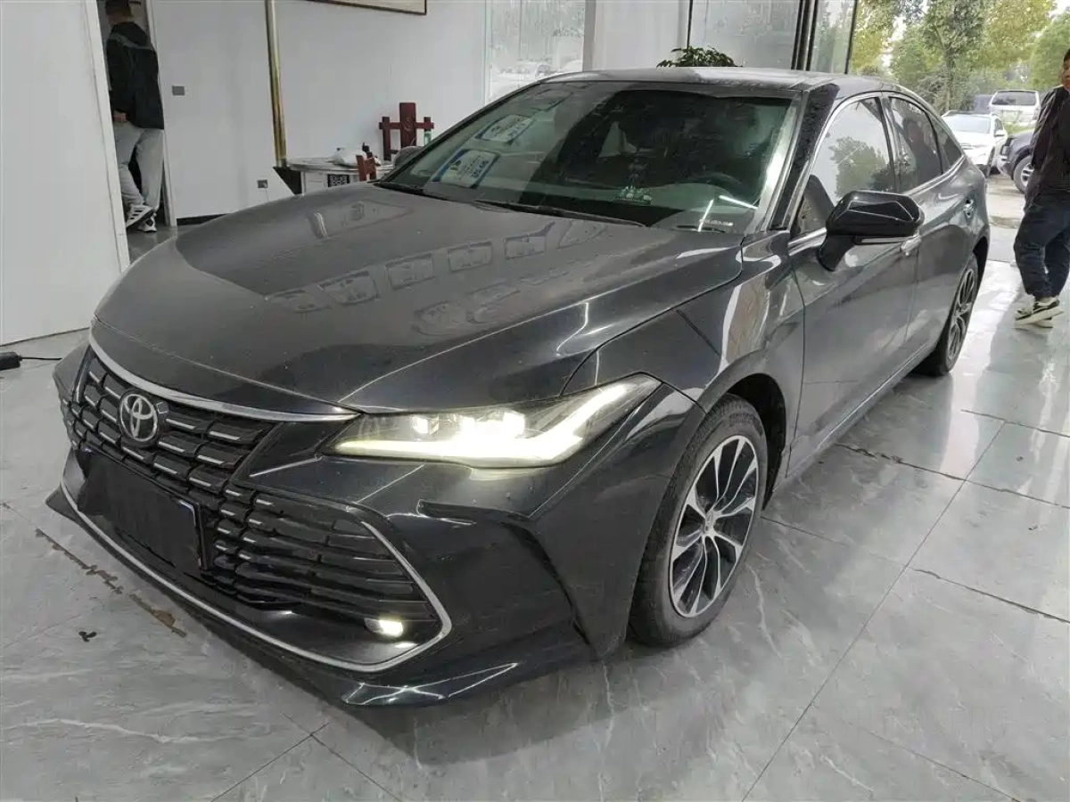 TOYOTA AVALON  2022