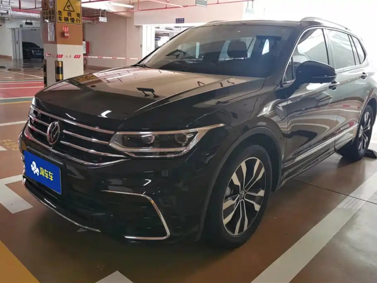 VOLKSWAGEN TIGUAN L