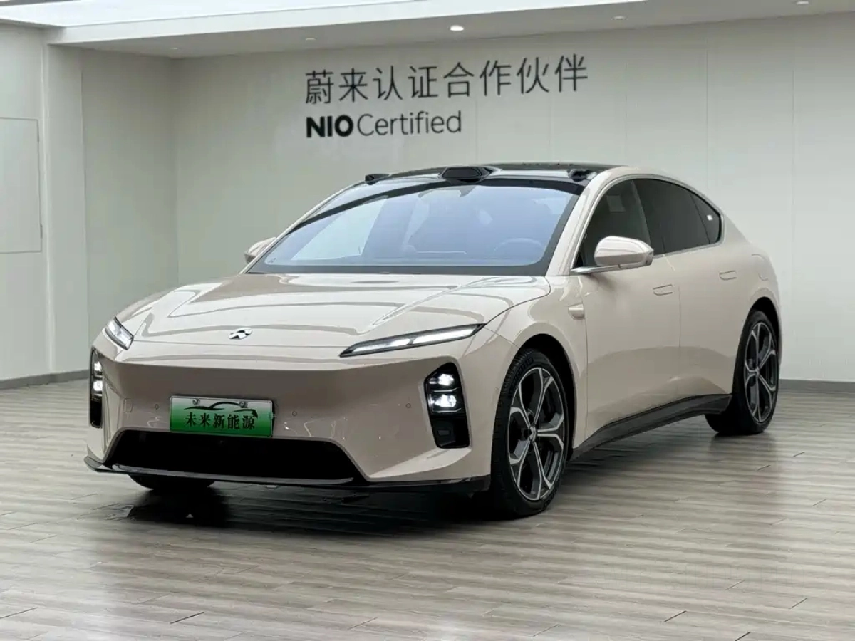 NIO ET5