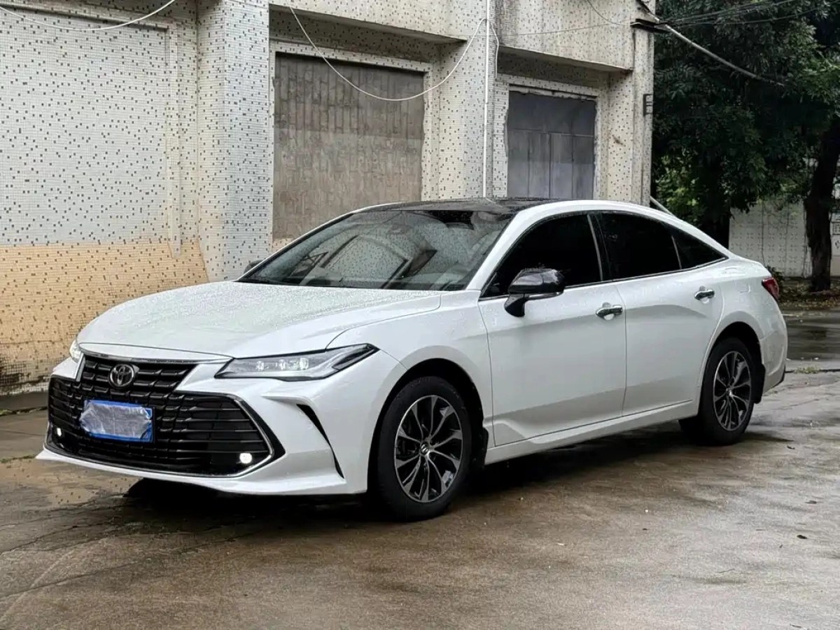 TOYOTA AVALON  2022