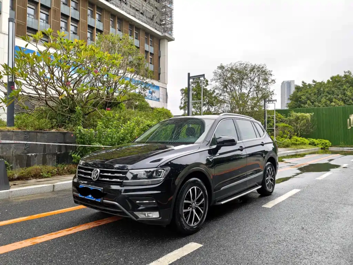 VOLKSWAGEN TIGUAN L  2019