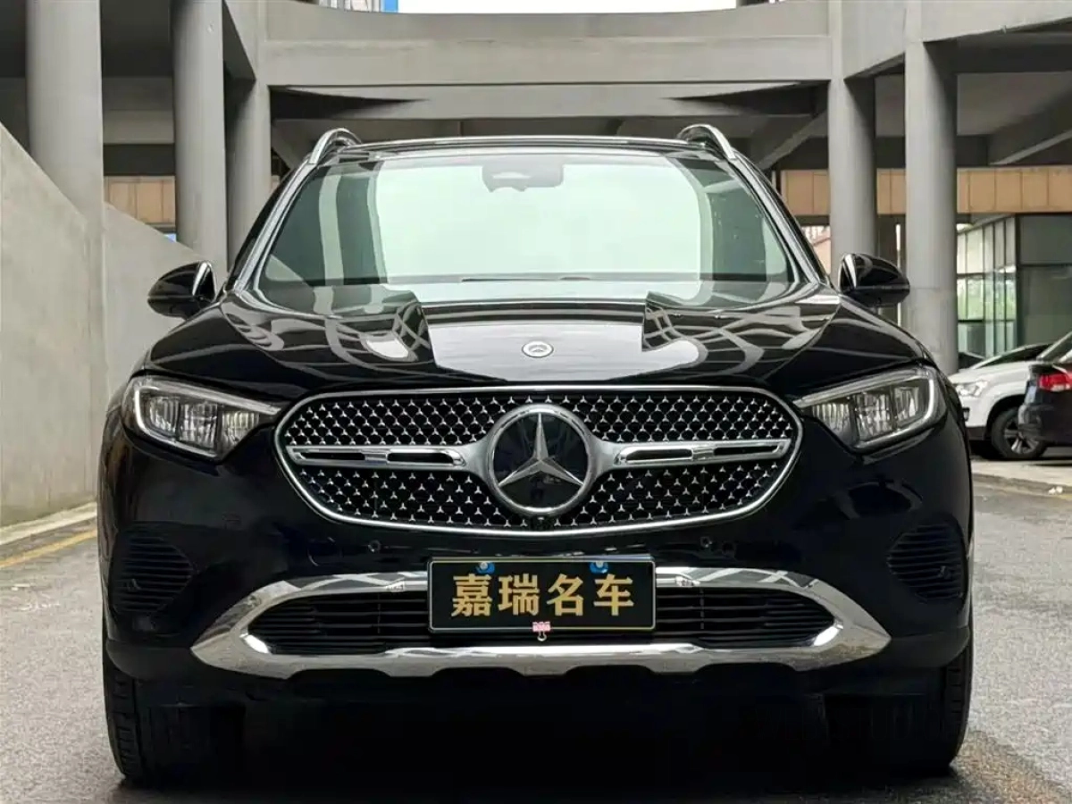 MERCEDES BENZ GLC