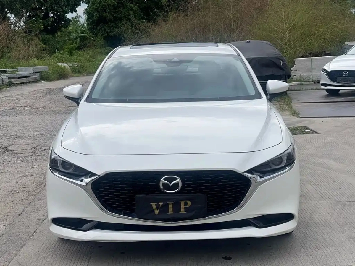 MAZDA 3 AXELA