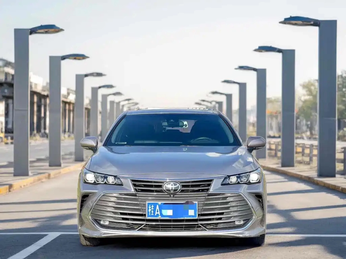 TOYOTA AVALON