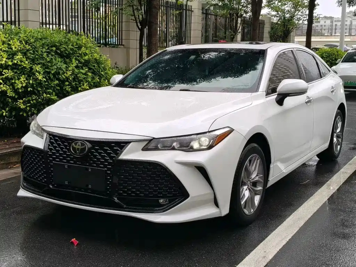 TOYOTA AVALON  2022