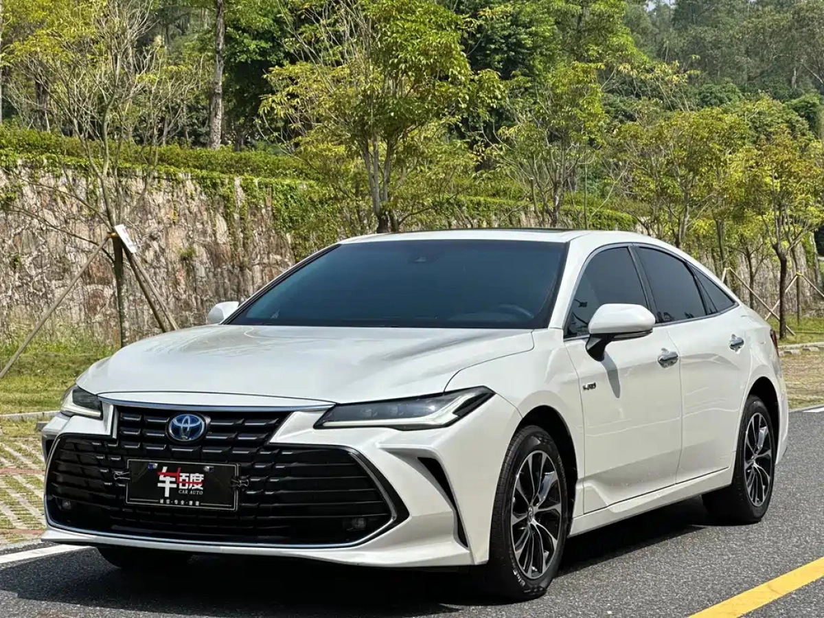 TOYOTA AVALON  2023