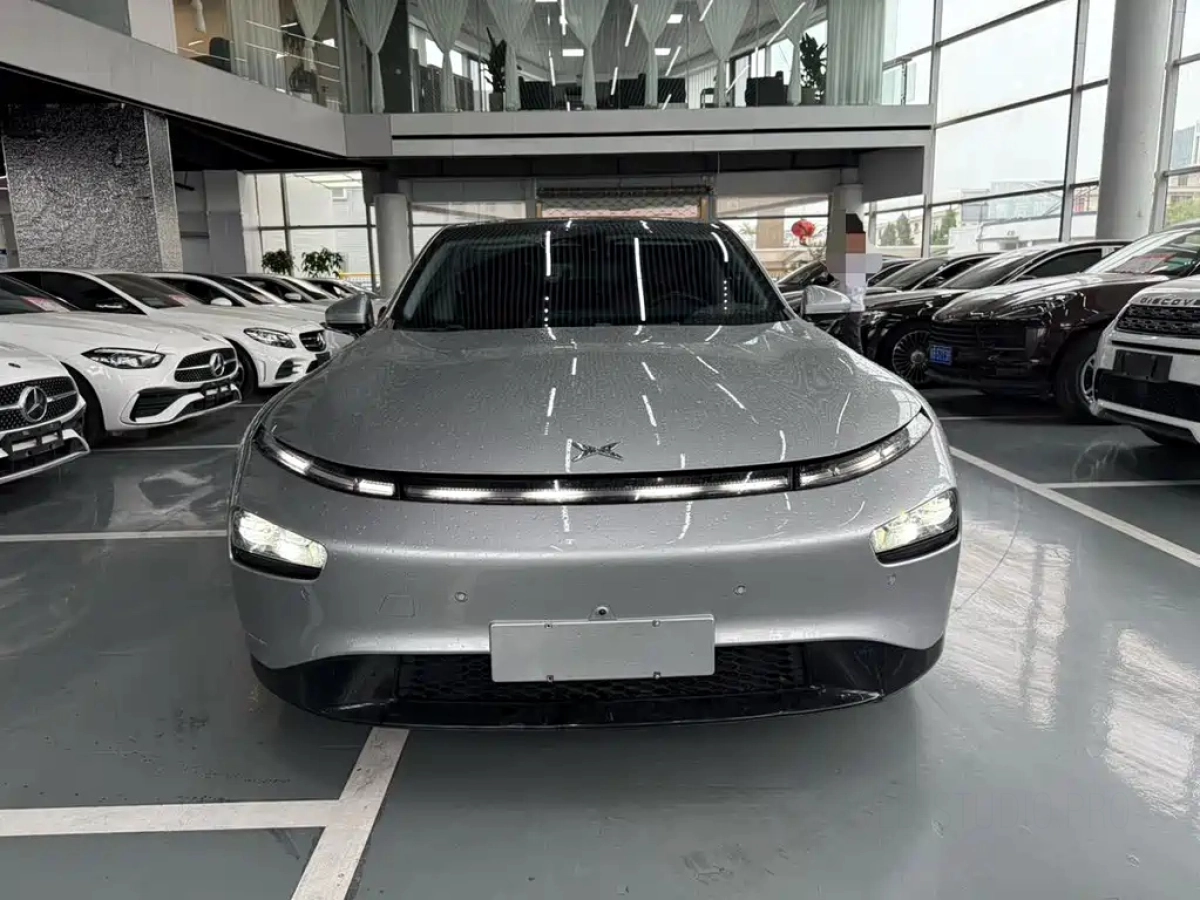 XPENG MOTORS P7