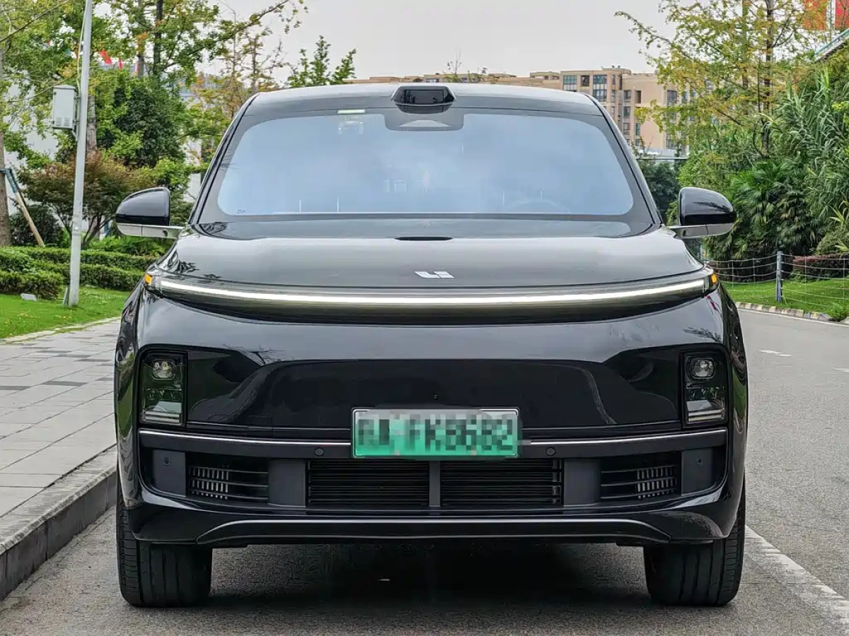 LI AUTO L8