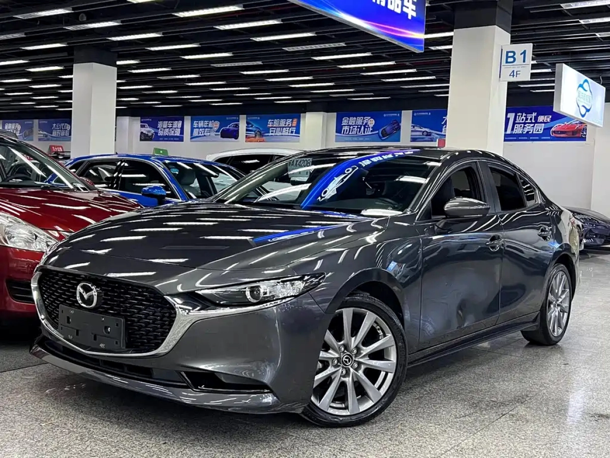 MAZDA 3 AXELA