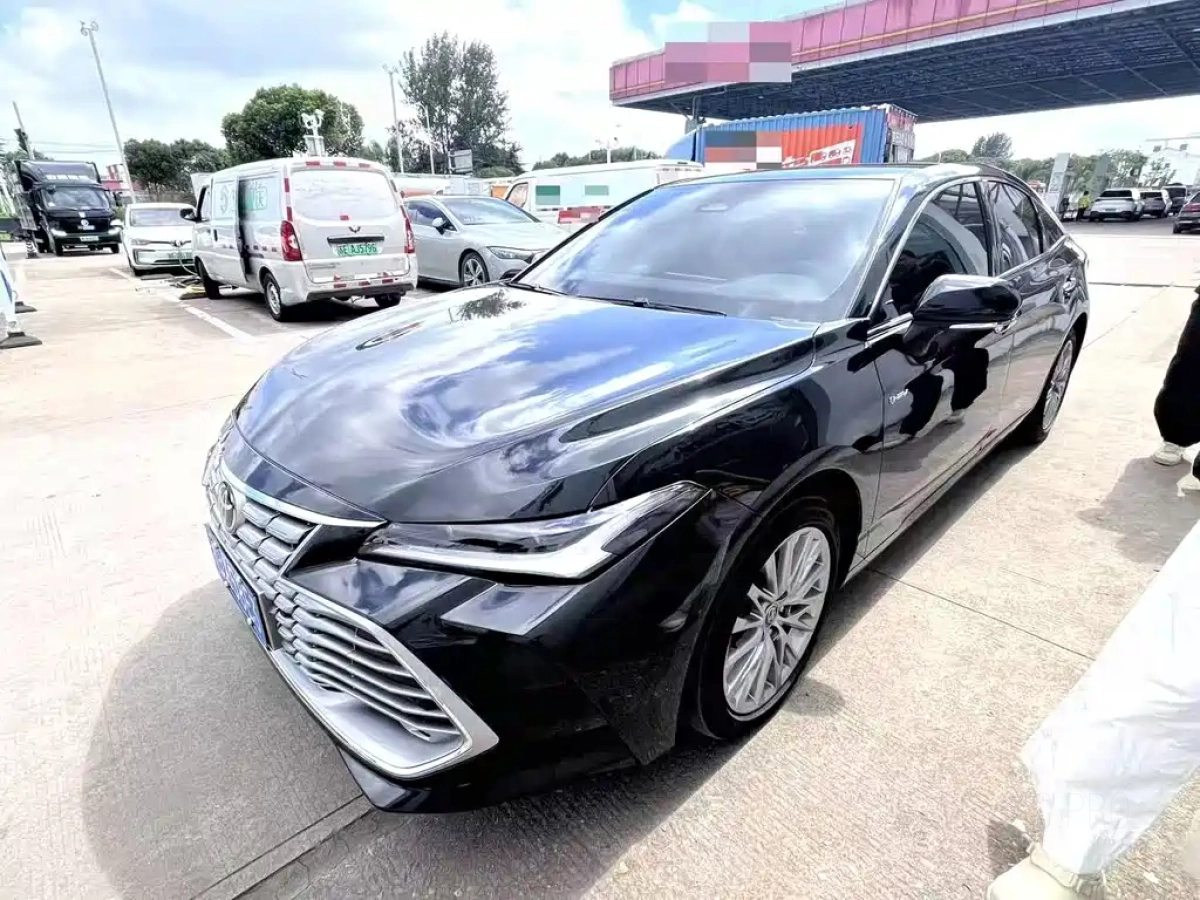 TOYOTA AVALON  2025